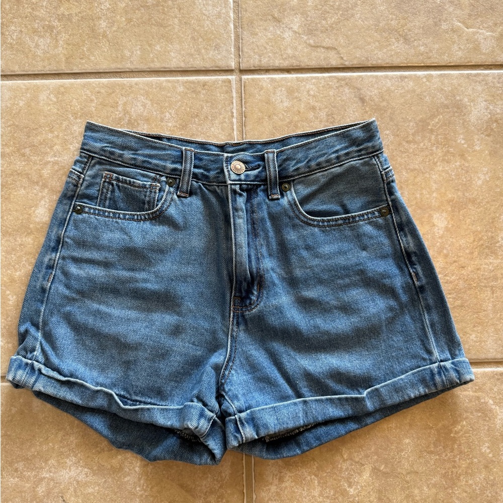 American eagle hi rise shorts